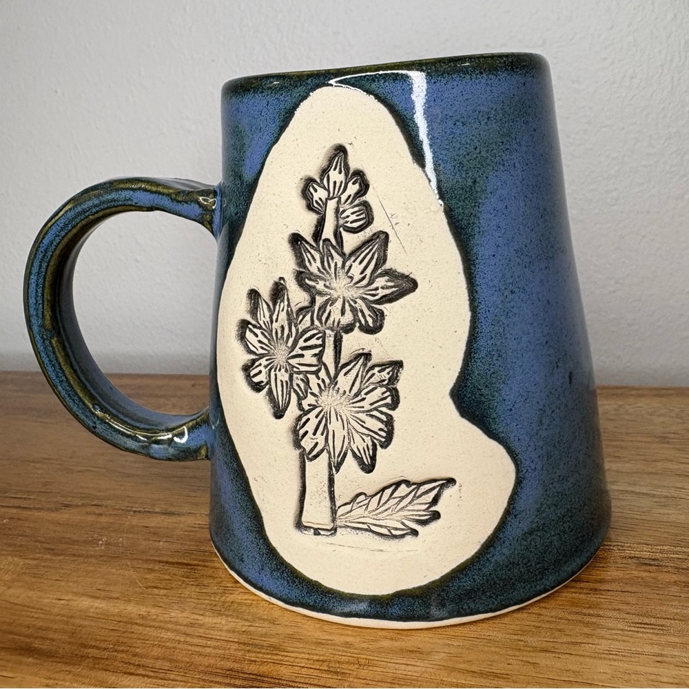 Handcrafted Blue Robert Kline Art birth month flower mug